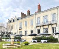 https://www.hotelperierdubignon.fr/